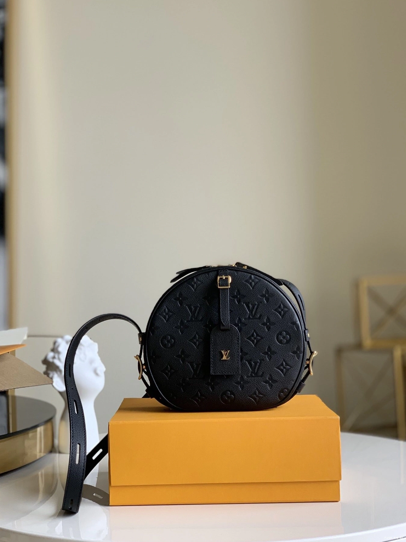 Firstbags ru review SOUPLE MM LOUIS CHAPEAU BOITE VUITTON 0813